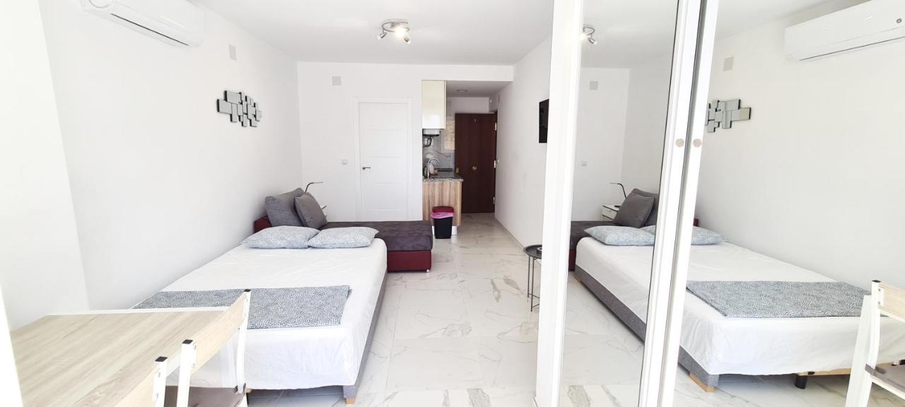 Babylon Tourist Apartments Benalmádena Esterno foto